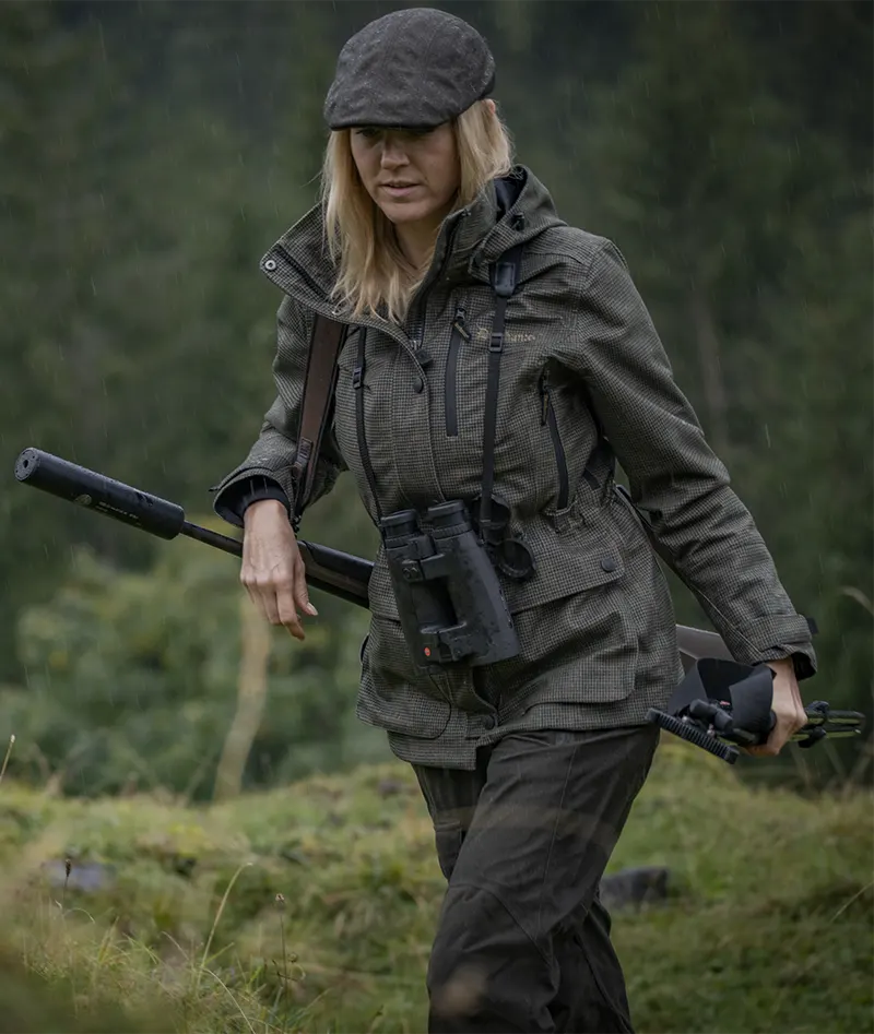 women hunting clothes